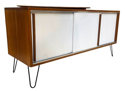 Lot 503 - RETRO MID CENTURY LOW TEAK SIDEBOARD / CREDENZA