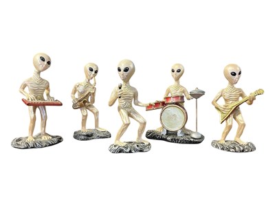 Lot 379 - FIVE VINTAGE EARLY 2000S ALIENS UFO MUSIC BAND FIGURINES