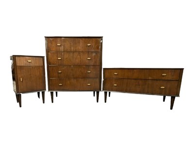 Lot 674 - MEREDEW FURNITURE - MID CENTRUY TEAK BEDROOM SUITE