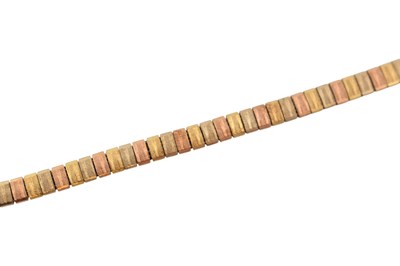 Lot 98 - 18CT GOLD TRI COLOUR LINKED NECKLACE CHAIN