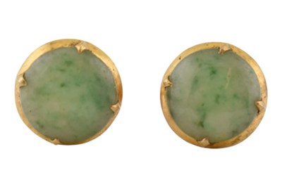 Lot 139 - PAIR OF 18CT GOLD & JADE EARRINGS