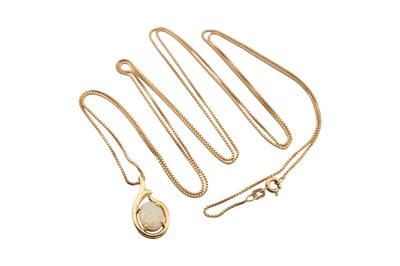Lot 108 - 18CT GOLD & OPAL PENDANT NECKLACE