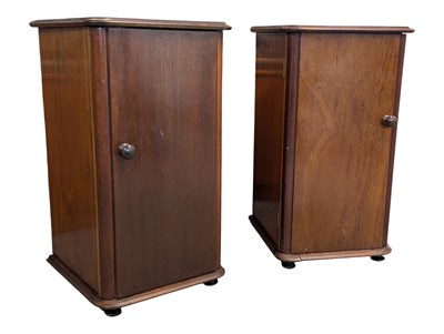 Lot 915 - PAIR OF VINTAGE 20TH CENTURY MAHOGANY BEDSIDE CABINETS