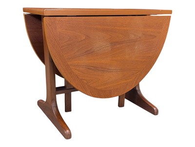 Lot 609 - NATHAN FURNITURE - VINTAGE MID 20TH CENTURY TEAK OCCASIONAL COFFEE TABLE