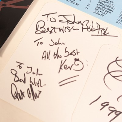 Lot 2 - MUSIC - CHUCK BERRY - AUTOGRAPH, PROGRAMME & LEAFLETS