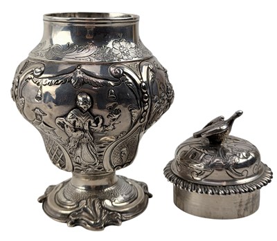 Lot 8 - 18TH CENTURY GEORGE II HALLMARKED SILVER LIDDED TEA CADDY