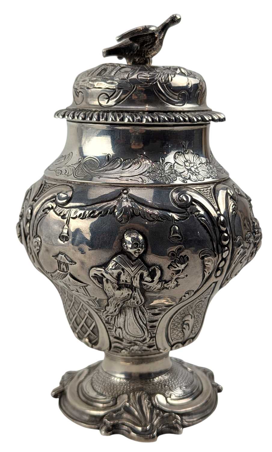 Lot 8 - 18TH CENTURY GEORGE II HALLMARKED SILVER LIDDED TEA CADDY