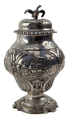 Lot 8 - 18TH CENTURY GEORGE II HALLMARKED SILVER LIDDED TEA CADDY