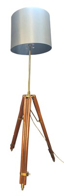 Lot 579 - NAUTICAL INSPIRED TEAK & BRASS ADJUSTABLE TRIPOD FLOOR LAMP