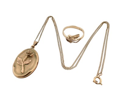 Lot 104 - HALLMARKED 9CT GOLD RING & LOCKET PENDANT NECKLACE