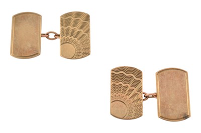 Lot 292 - 1940s PAIR OF ART DECO HALLMARKED 9CT GOLD CUFFLINKS