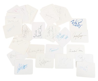 Lot 25 - HOLLYWOOD - LARGE COLLECTION OF ACTOR AUTOGRAPHS