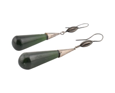 Lot 106 - NEPHRITE JADE PENDANT EARRINGS