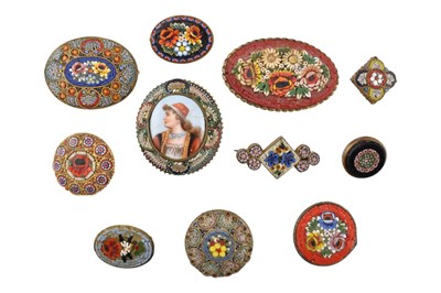 Lot 495 - COLLECTION OF ANTIQUE & VINTAGE MICRO MOSAIC BROOCH PINS