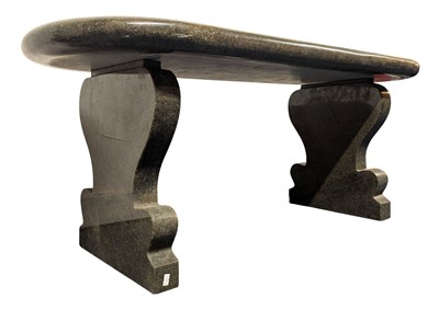 Lot 592 - MODERN DESIGN GREEN MARBLE LOW OCCASIONAL COFFEE TABLE/SEAT