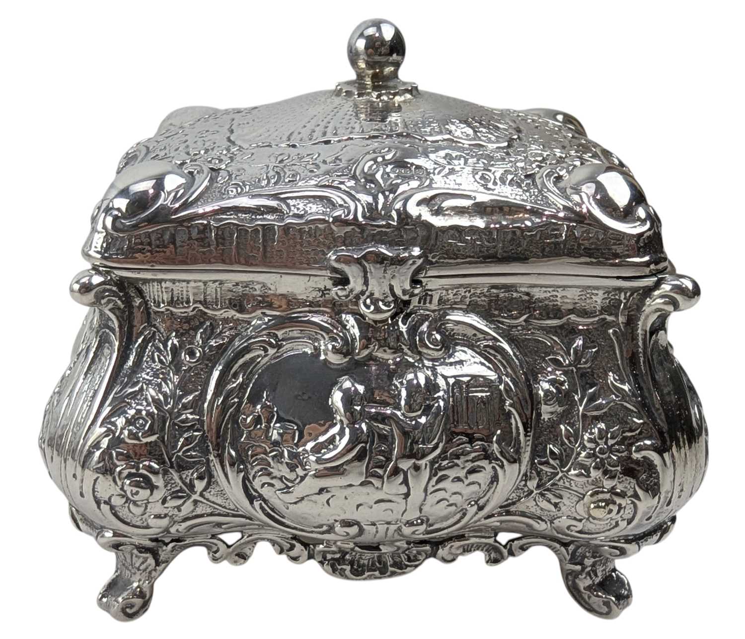 Lot 12 - EARLY 20TH CENTURY EDWARD VII 925 SILVER CASKET / JEWELLERY BOX