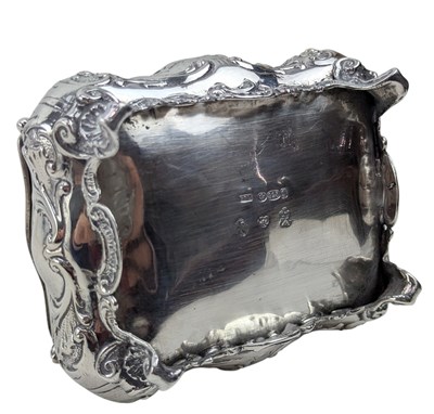 Lot 12 - EARLY 20TH CENTURY EDWARD VII 925 SILVER CASKET / JEWELLERY BOX