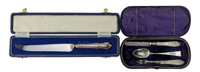 Lot 90 - CASED 19TH CENTURY HALLMARKED SILVER & MOP CHRISTENING SET OF CUTLERY