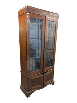 Lot 791 - VINTAGE 20TH CENTURY OAK JACOBEAN REVIVAL BOOKCASE CABINET