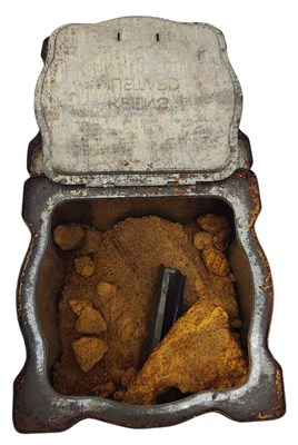 Lot 202 - KEENS MUSTARD - EDWARDIAN ADVERTISING MUSTARD TIN WITH CONTENTS