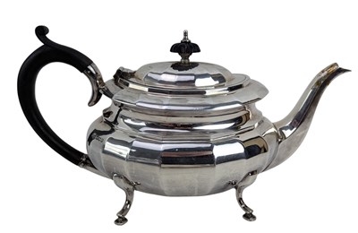 Lot 15 - 20TH CENTURY GEORGE V HALLMARKED SILVER TEA SERVICE