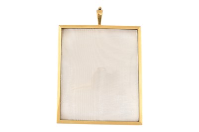 Lot 10 - HALLMARKED 18CT GOLD MINIATURE PHOTO FRAME