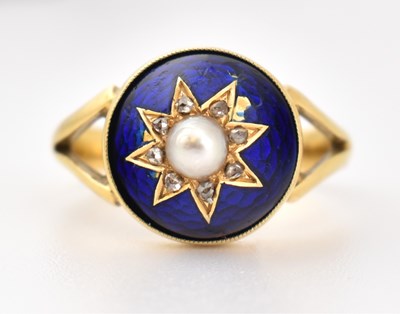 Lot 261 - 18CT GOLD ENAMEL DIAMOND & HALF PEARL RING