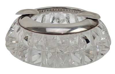 Lot 93 - 20TH CENTURY CONTINENTAL GERMAN 800 SILVER & CRYSTAL GLASS ASHTRAY