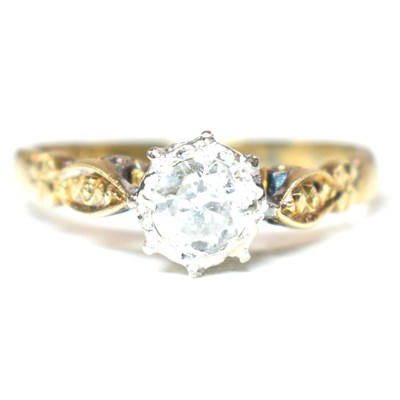 Lot 68 - 18CT GOLD & PLATINUM DIAMOND SOLITAIRE RING