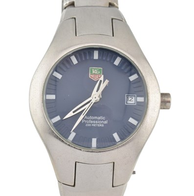 Lot 269 - TAG HEUER AUTOMATIC GENTLEMANS WRISTWATCH - WH1211-D