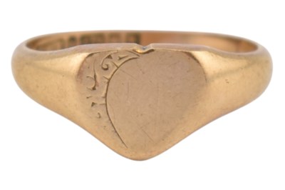 Lot 383 - HALLMARKED 9CT GOLD GENTLEMANS SIGNET RING