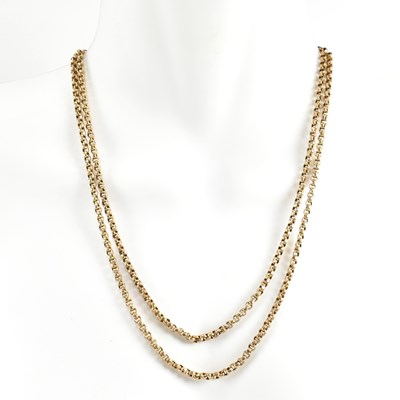 Lot 109 - VICTORIAN GOLD LONG GUARD CHAIN LINK NECKLACE