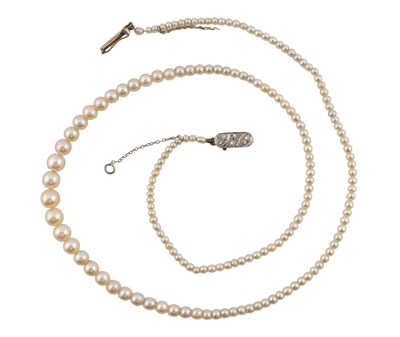 Lot 511 - EARLY 20TH CENTURY PEARL & DIAMOND NECKLACE