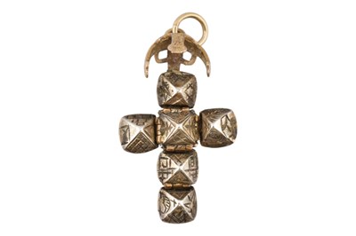 Lot 69 - GOLD ON SILVER MASONIC ORB PENDANT