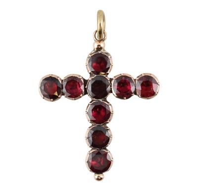 Lot 17 - 19TH CENTURY GOLD GARNET CROSS NECKLACE PENDANT