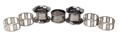Lot 90 - GEORGE V HALLMARKED SILVER NAPKIN RINGS & 925 SILVER NAPKIN RINGS