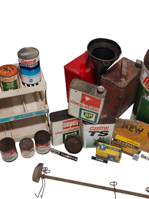 Lot 155 - MIXED SELECTION OF 20TH CENTURY GARAGE RELATED ITEMS