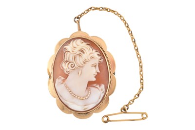 Lot 276 - 9CT GOLD CAMEO BROOCH PIN