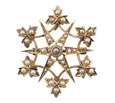 Lot 322 - EARLY 20TH CENTURY 9CT GOLD & PEARL STAR FLOWER BROOCH PIN