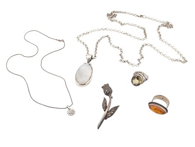 Lot 175 - SELECTION OF SILVER & WHITE METAL JEWELLERY