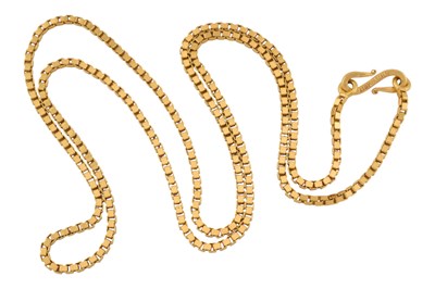 Lot 75 - 22CT GOLD BOX CHAIN NECKLACE