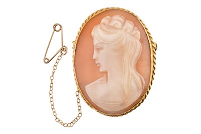Lot 69 - VINTAGE CAMEO BROOCH PIN
