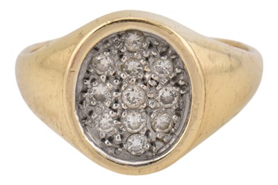 Lot 176 - HALLMARKED 9CT GOLD & DIAMOND SIGNET RING