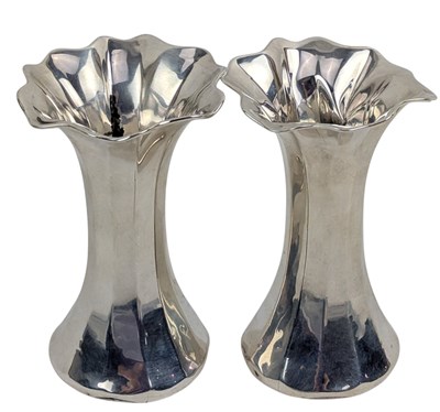Lot 158 - PAIR OF EARLY 20TH CENTURY EDWARD VII HALLMARKED SILVER TULIP RIM VASES