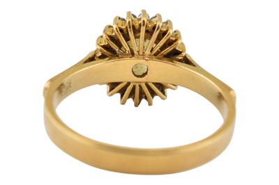 Lot 92 - 18CT GOLD CAT'S EYE CHRYSOBERYL & DIAMOND HALO RING