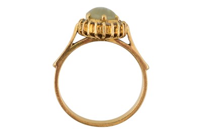 Lot 92 - 18CT GOLD CAT'S EYE CHRYSOBERYL & DIAMOND HALO RING