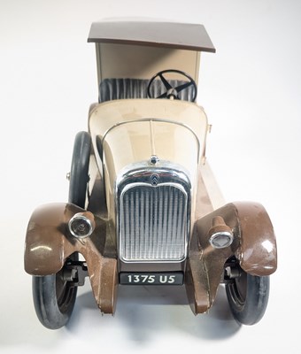 Lot 126 - MODEL CARS - FRENCH BREPSOM BATTERY POWERED CITROEN B-14