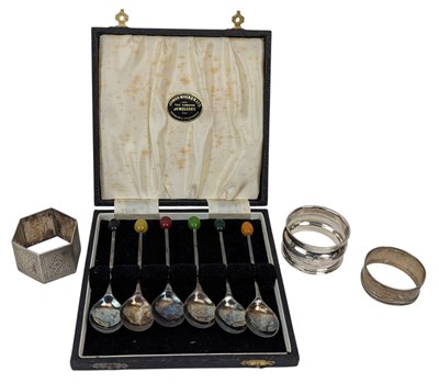 Lot 141 - TWO VICTORIAN HALLMARKED SILVER NAPKIN RINGS & CASED SILVER COFFEE BEAN SPOONS
