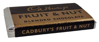 Lot 82 - VINTAGE CHOCOLATE DUMMY BAR - MID CENTURY CADBURYS BAR
