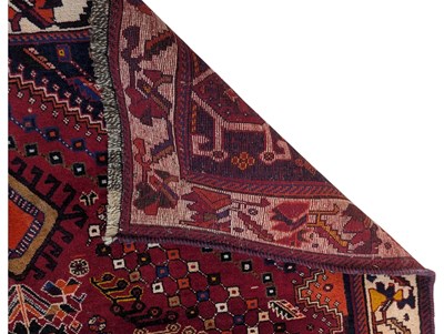 Lot 937 - LARGE 20TH CENTURY SOUTH WEST PERSIAN QASHQAI CARPET FLOOR RUG